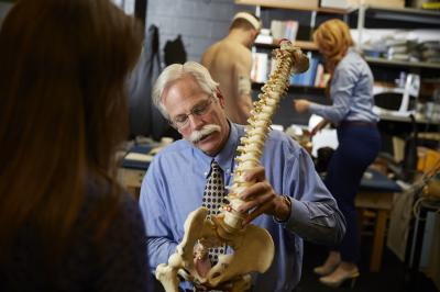 Waterloo's Dr Spine Demonstrates the Motion of the Spine during Sex