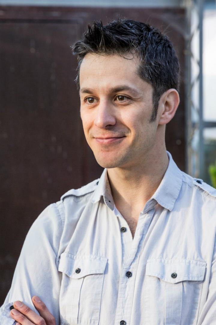 Dr Mario Vallejo-Marin, University of Stirling