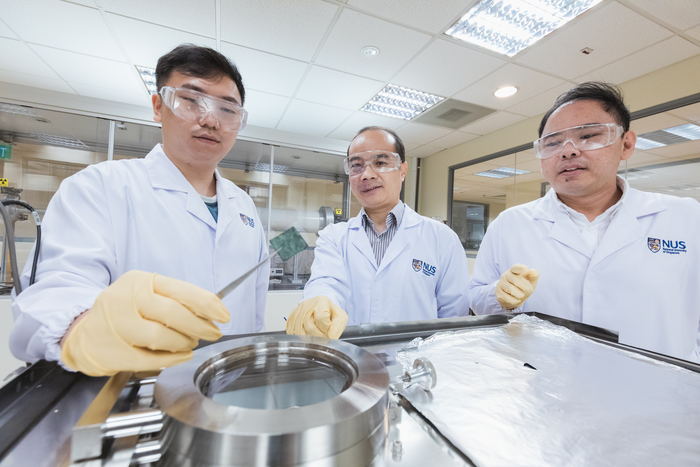 NUS Researchers Devise Revolutionary Technique to Generate Hydrogen More Efficiently from Water