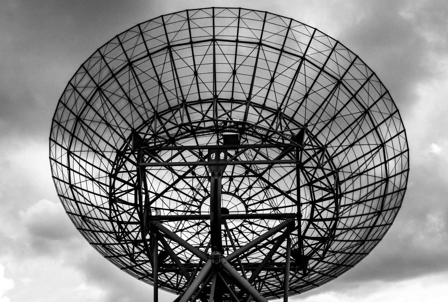 Radio Telescope [IMAGE] EurekAlert! Science News Releases