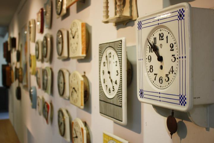 How Emotions Influence Our Internal Clock