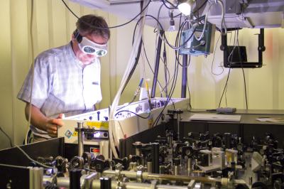 Creating Laser Pulses at the Vienna University of Technology