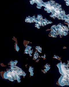 Glaciers in the Arctic Ocean