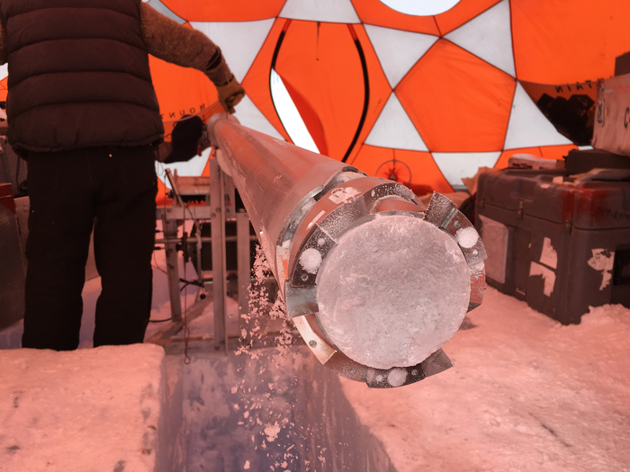 ice core drilling in Allan Hills, East Antarctica