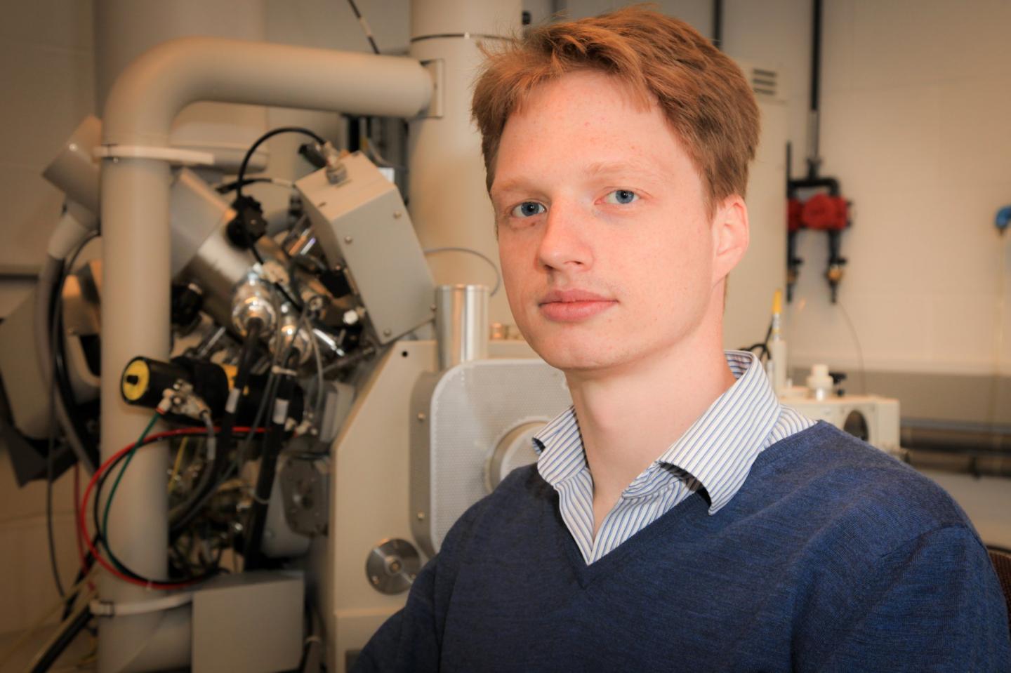 Bernhard C. Bayer, Vienna University of Technology