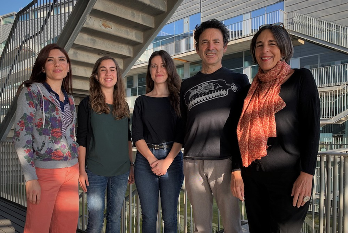 Team members, from left to right: Selma Serra, Covadonga F. Hevia, Julia Carrillo, Miguel Valverde and Cristina pujades