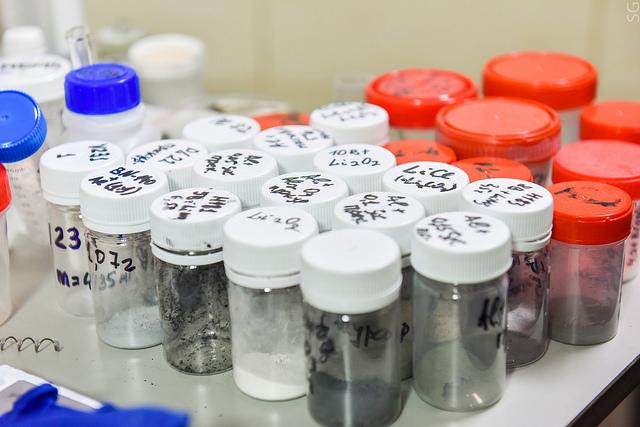 Samples of Nanohybrids