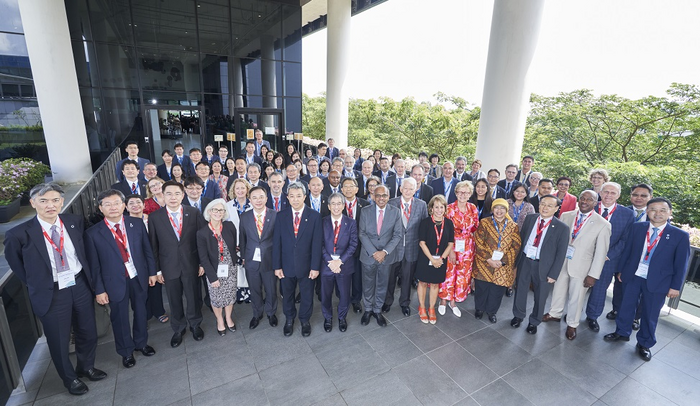 Members of the APRU attending the APM 2022