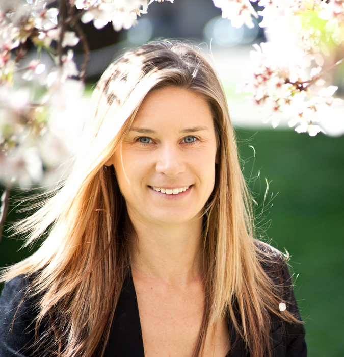 Associate Professor Leah Watkins