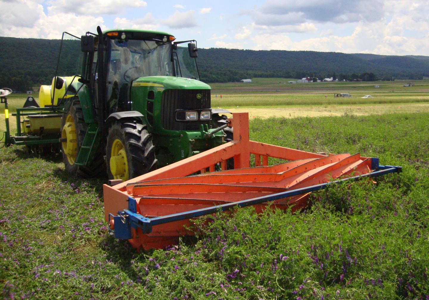 Roller Crimper [IMAGE] EurekAlert! Science News Releases