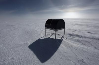 Remote Antarctic telescope