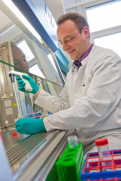 Thomas Korff, Heidelberg University Hospital (1 of 2)