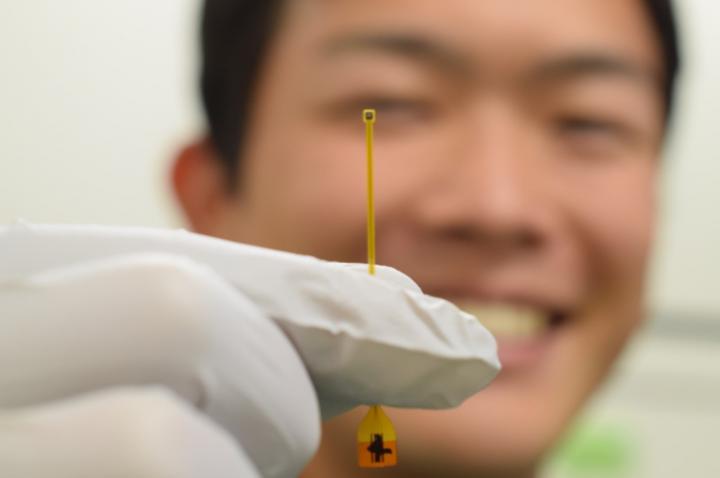 Photograph of the overall STACK device