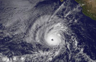 GOES-13 Image of Record-Breaking Major Hurricane Kenneth