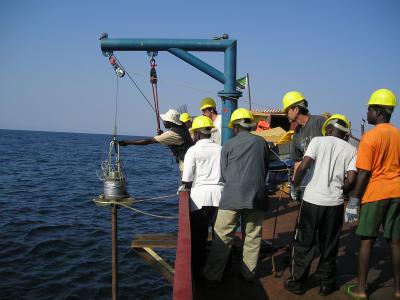 Deep-Lake Coring