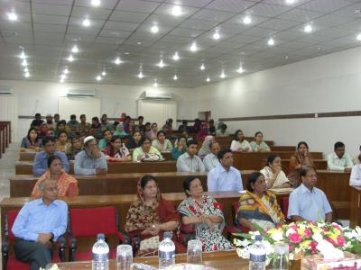 Faculty and Students at U. Dhaka