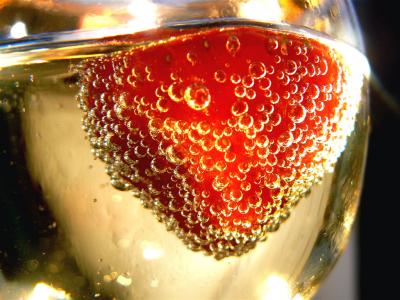 Strawberries Protect the Stomach from Alcohol