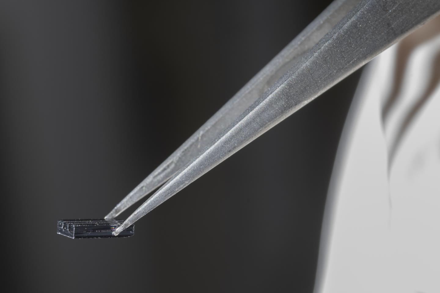 Collimator Entry Channels, Tweezer