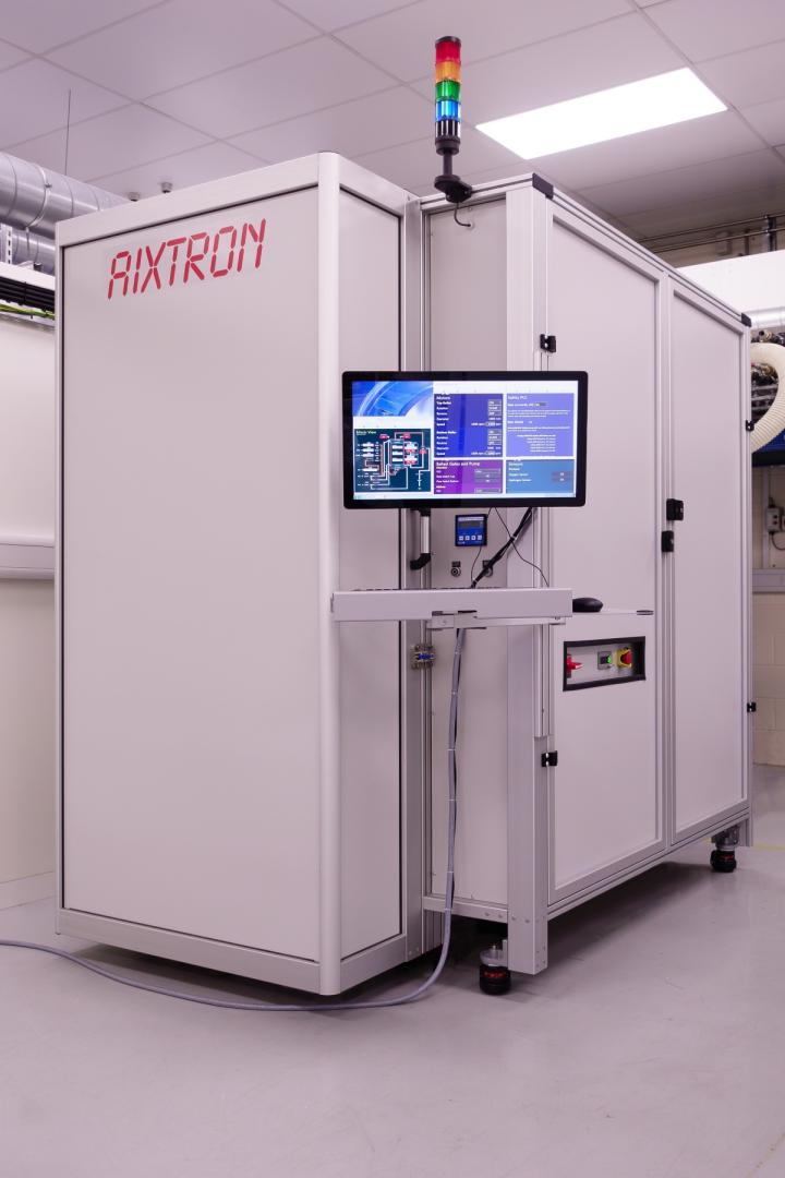 AIXTRON's New 'Neutron' Roll to Roll System for the Production of Graphene