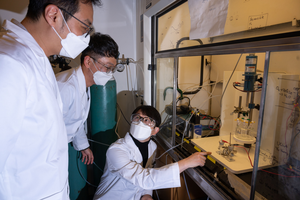 Water splitting process in lab