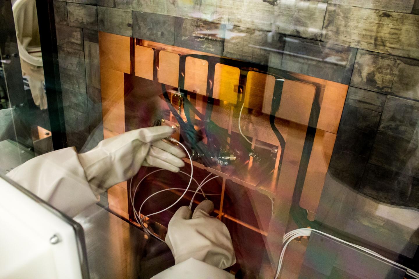 Detection of low-level radiation at the Shallow Underground Laboratory