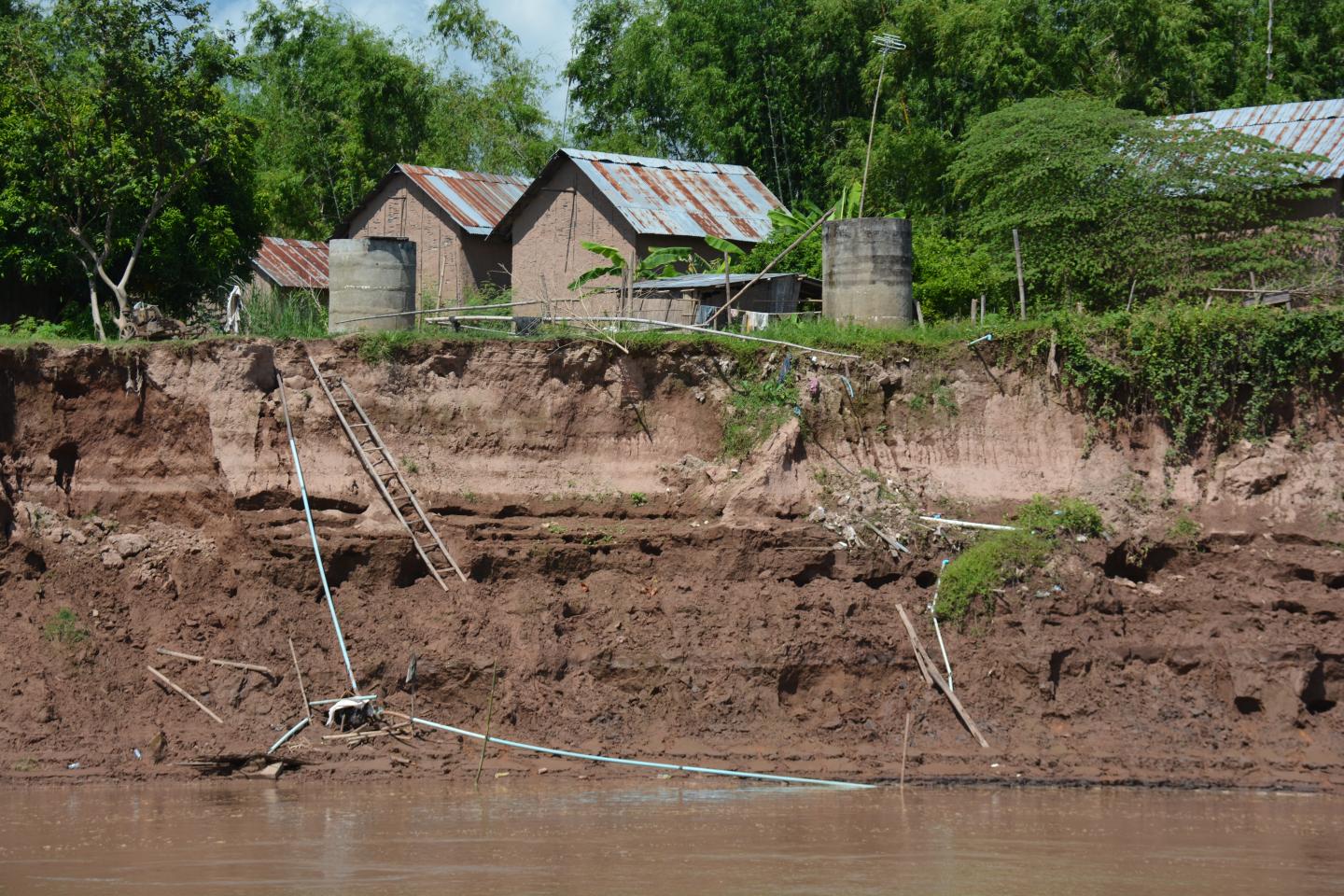 Mekong River Bank Collapse (2 of 2)