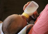 It Is not Safe to Buy Breast Milk Online for Your Baby