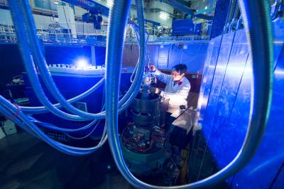 Dr. Jitae Park at the PUMA Three-Axis Spectrometer