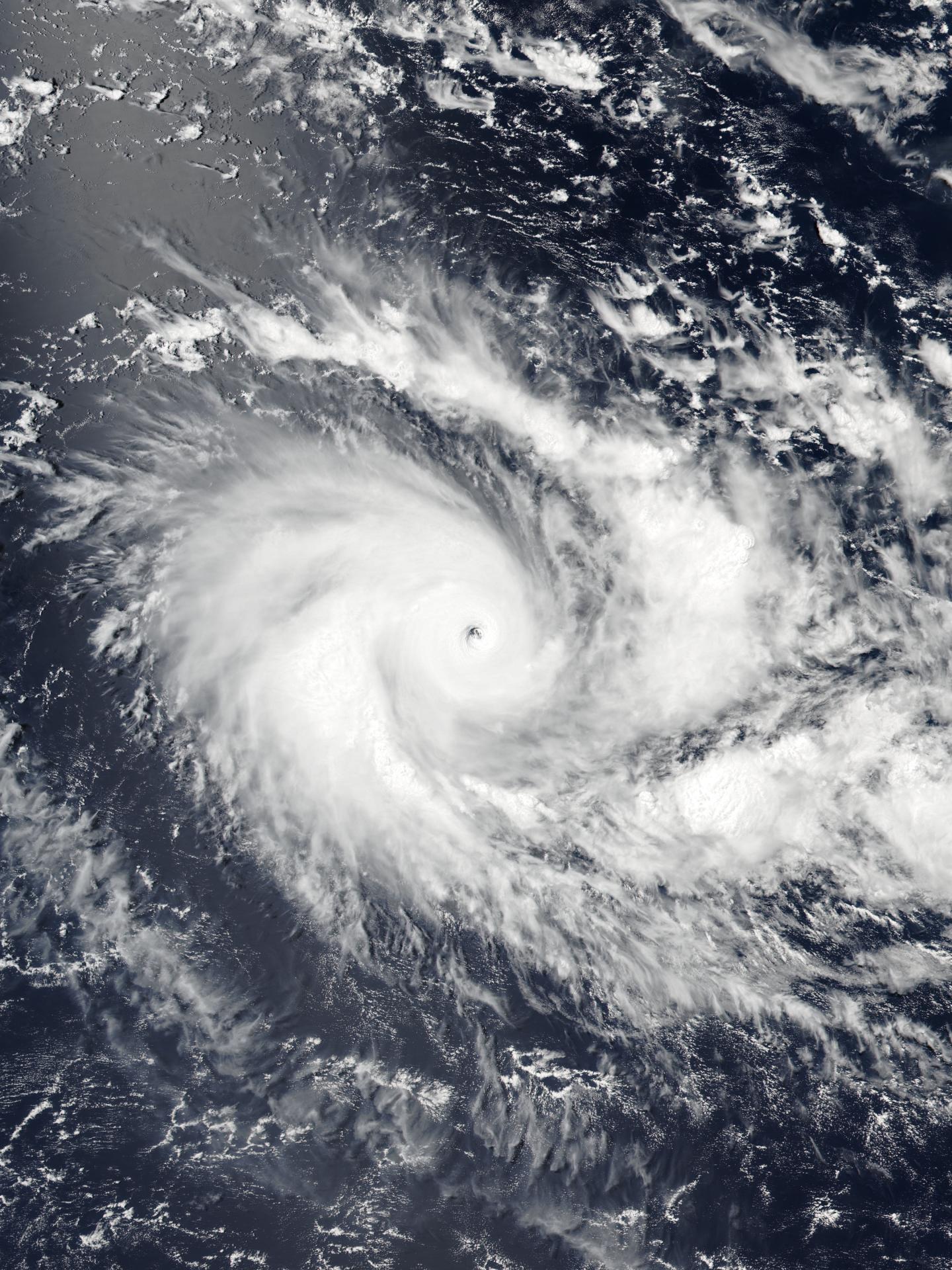 Suomi NPP Image of Emeraude