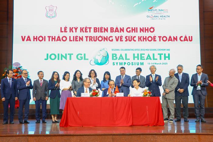 Singapore and Vietnam join forces to advance regional healthcare collaboration