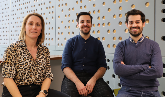 Dr. Javierre and researchers Tomás-Daza & Rovirosa - Josep Carreras Leukaemia Research Institute