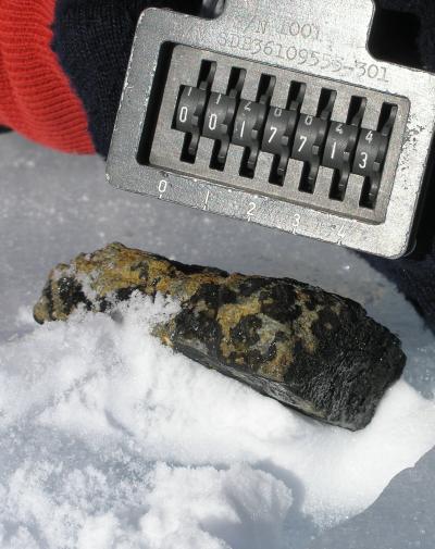 Field Image of the Achondrite Meteorite GRA 06129