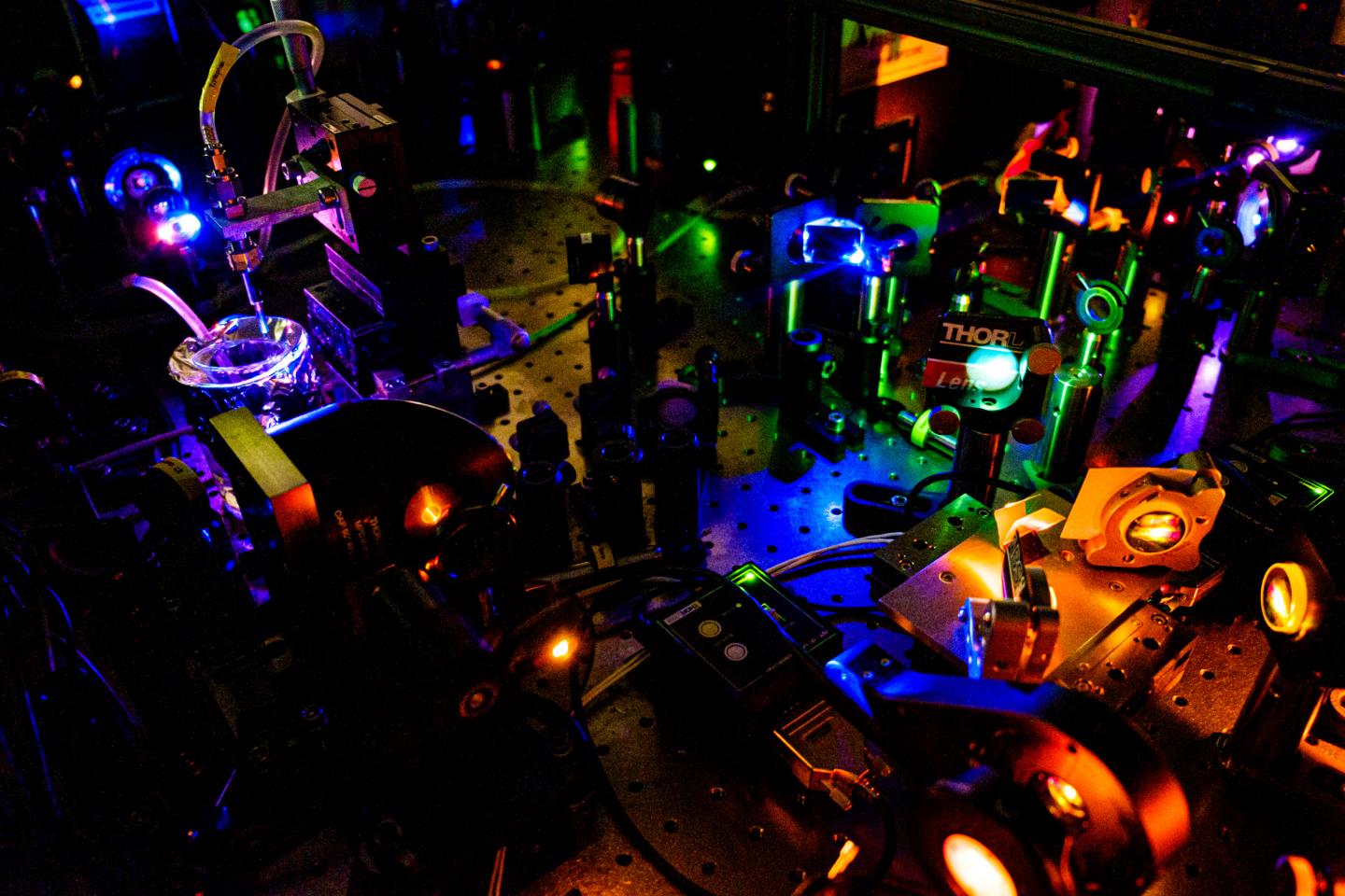 NTU Experiments Conducted on Tabletop Laser Equipment for Fundamental Chemistry