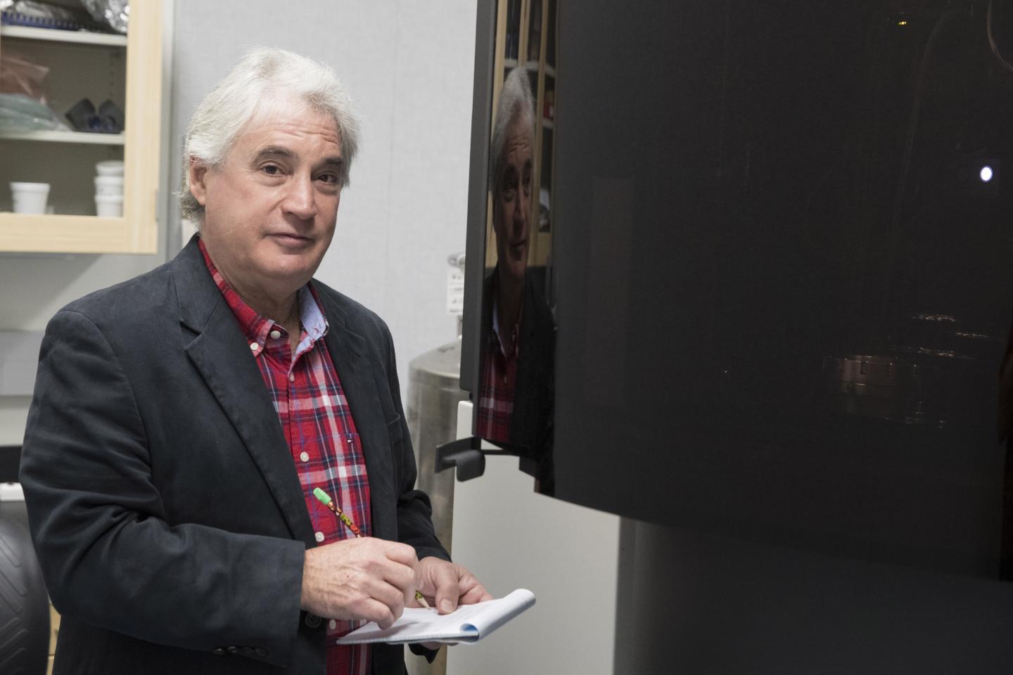 Electricity-conducting bacteria yield secret to tiny batteries, big medical advances