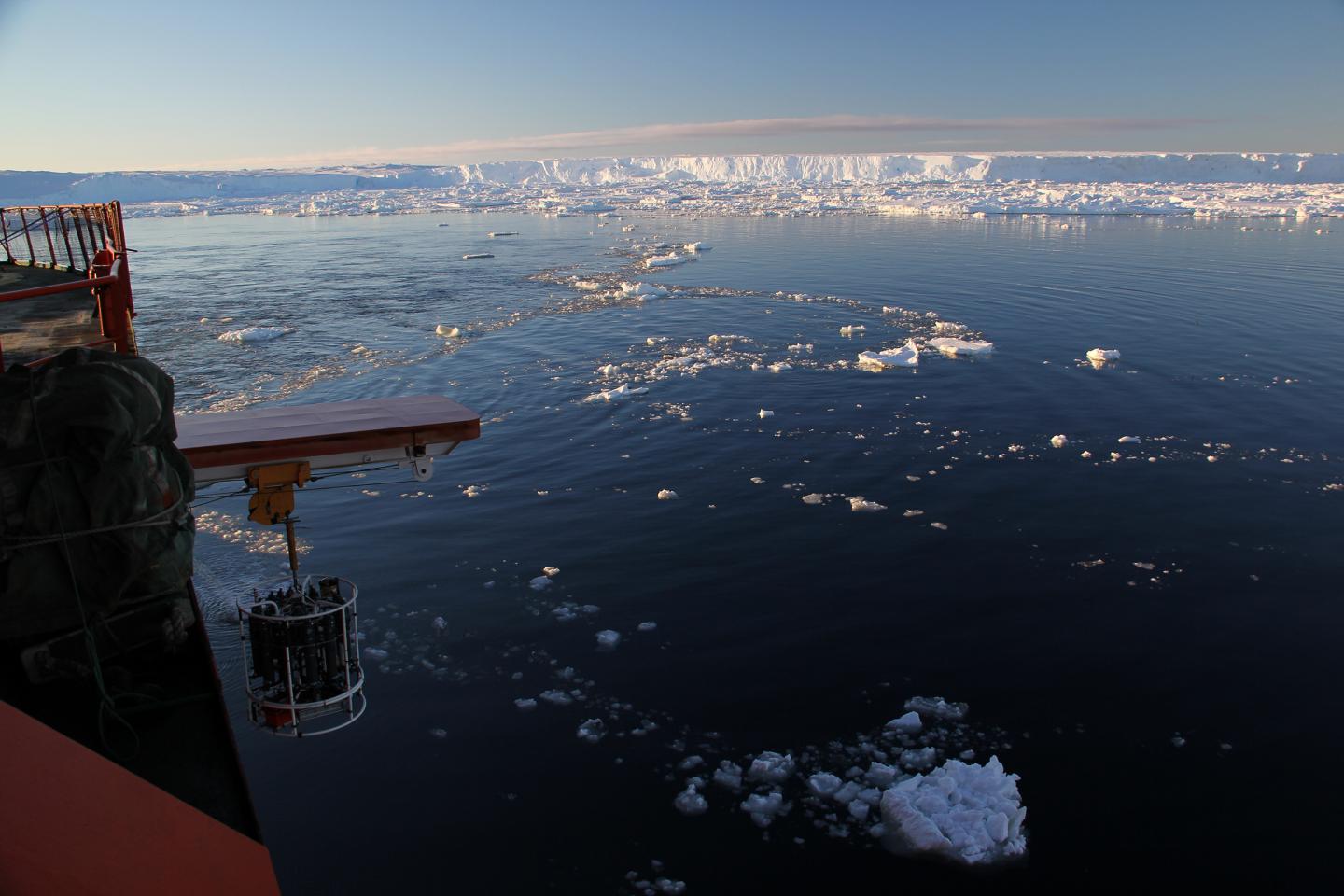 Ocean Heat is Rapidly Melting an Antarctic Gl | EurekAlert!