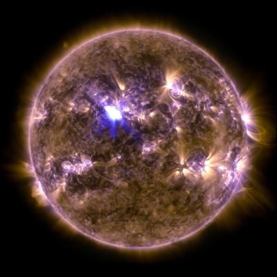NASA Sees M6.5 Class Flare on April 11, 2013
