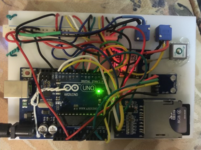 Handmade air pressure monitor