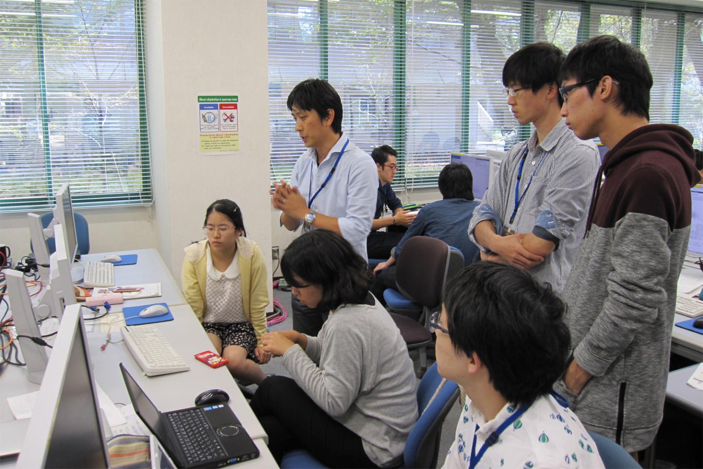 Data Analysis Workshop for Undergraduate Students