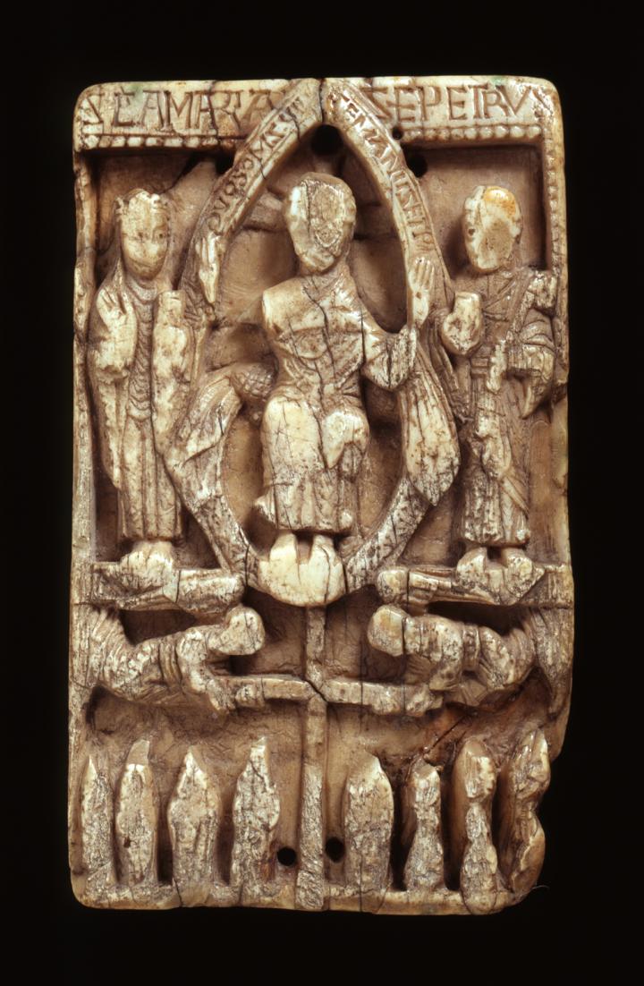 Example of Walrus Ivory Carving