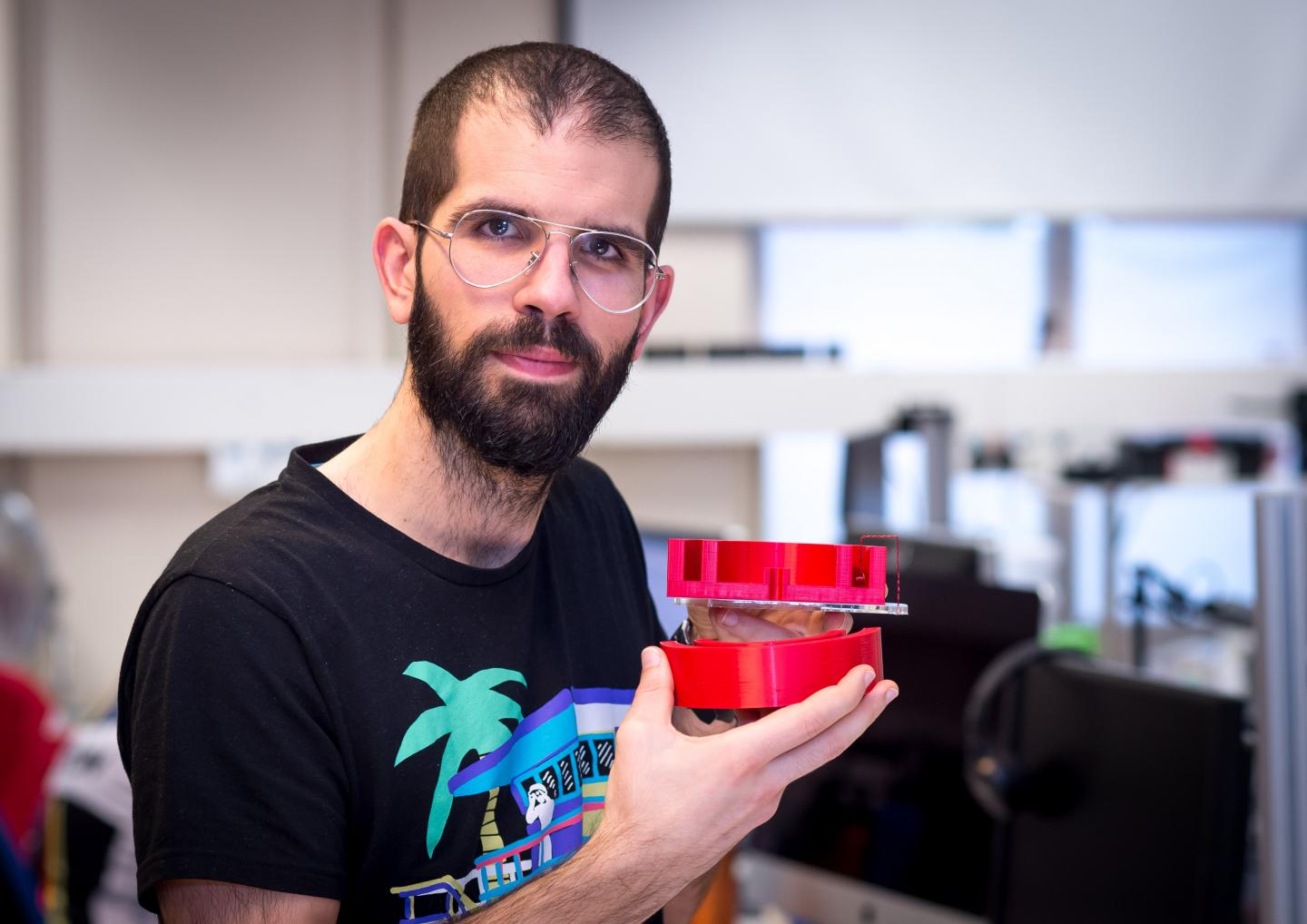 Dr Jordi Prat-Camps with the Model of His Experiment