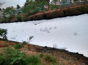 The stable foam travels along a 10m deep valley up to a few kilometres before being dispersed