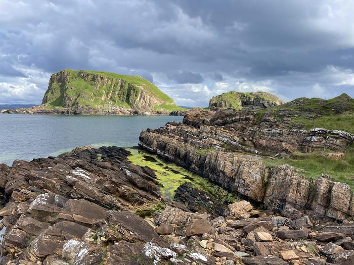 Limestone beds of the pre-glacial Garvellach Formation