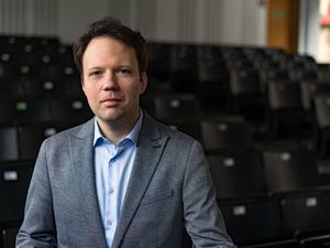 Michael Seewald, Professor of Dogmatics and the History of Dogma at the Faculty of Catholic Theology at the University of Münster, and speaker of the Cluster of Excellence ‘Religion and Politics’