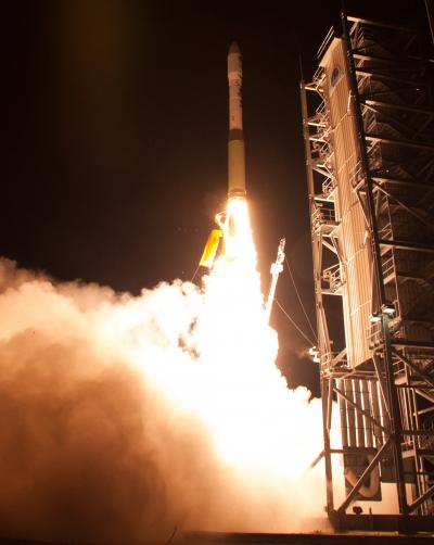 Minotaur 1 4-stage Rocket Launching from Wallops