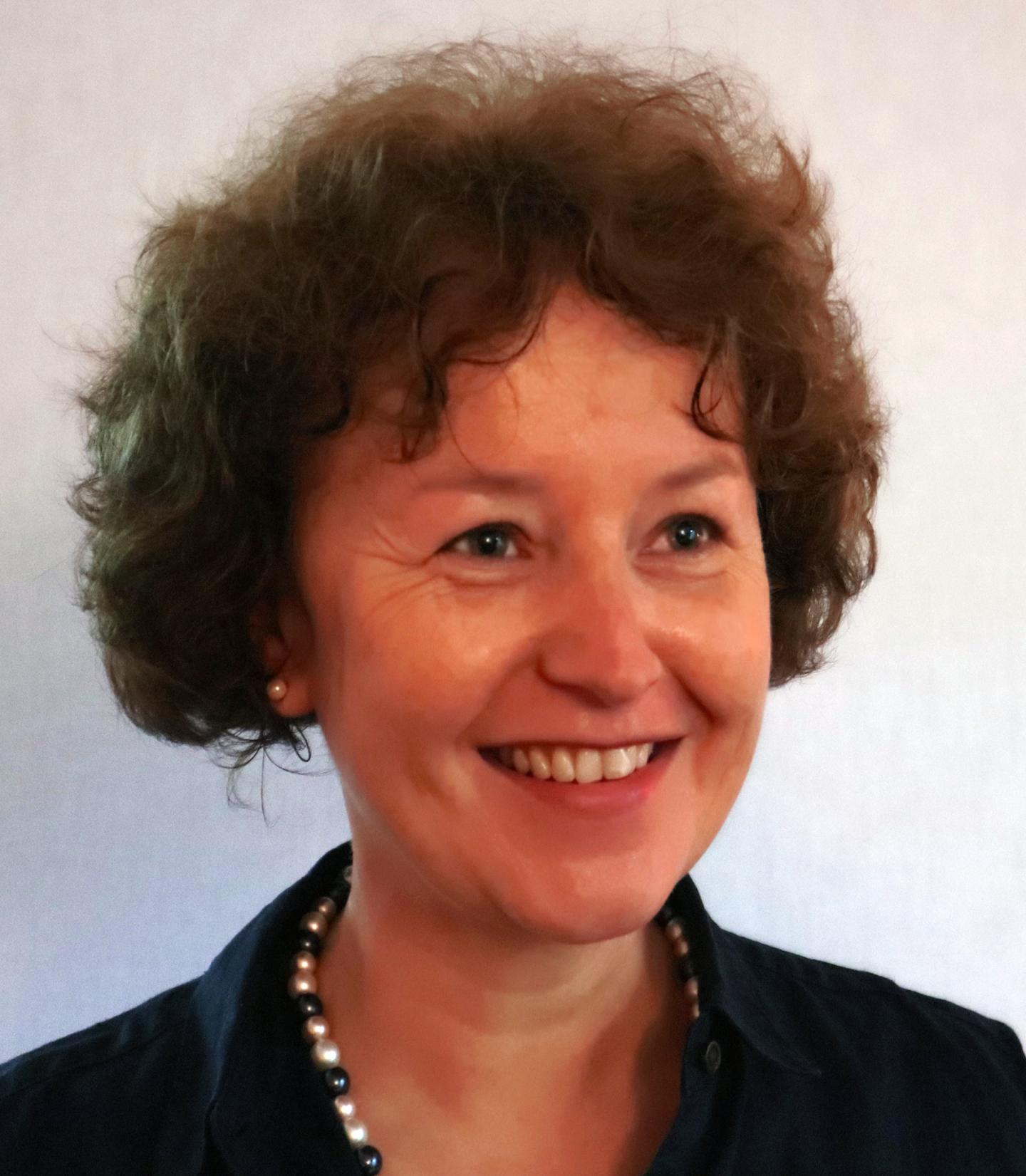 Prof. Dr. med. Christa Flu?ck, University of Bern