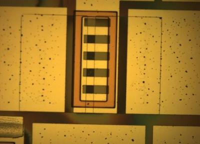 Submerged Silicon Circuit