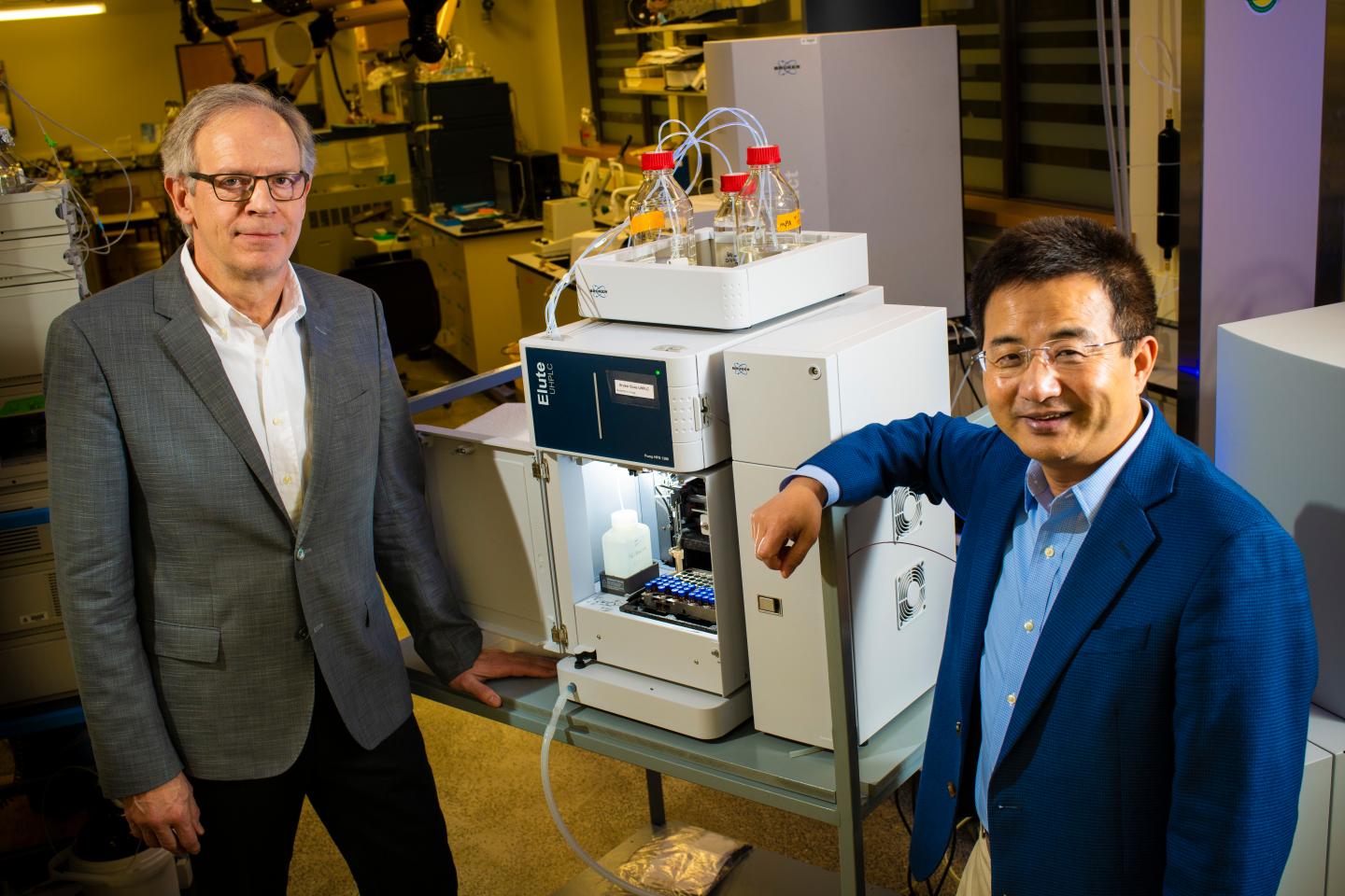 Roger Dixon and Liang Li, University of Alberta