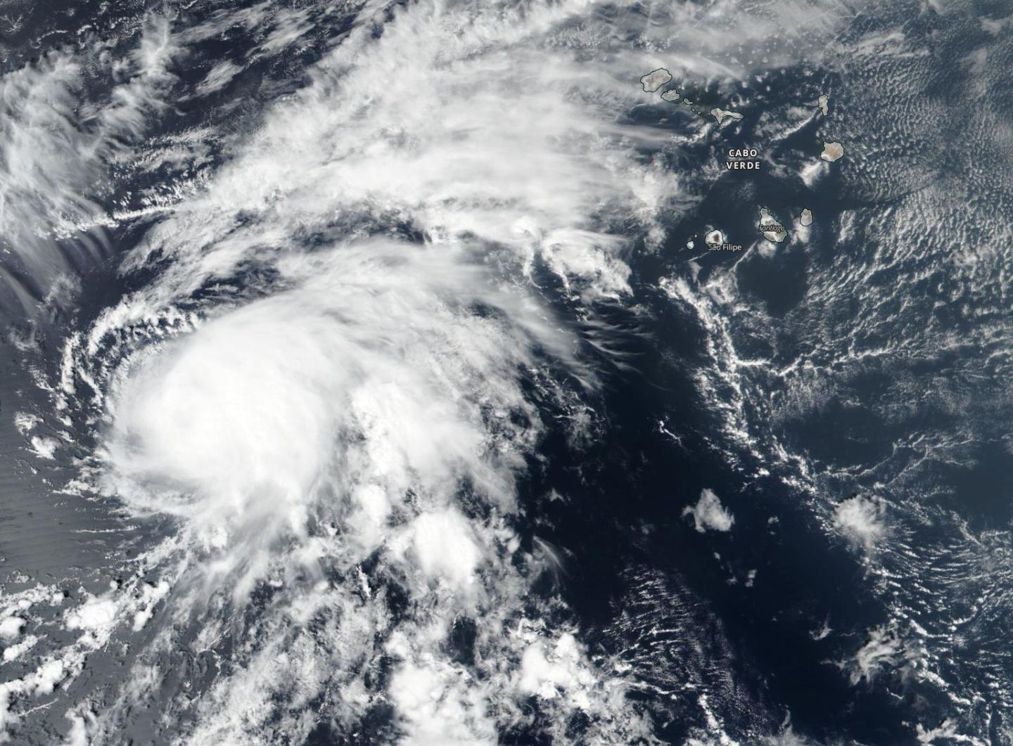Suomi NPP image of Nadine