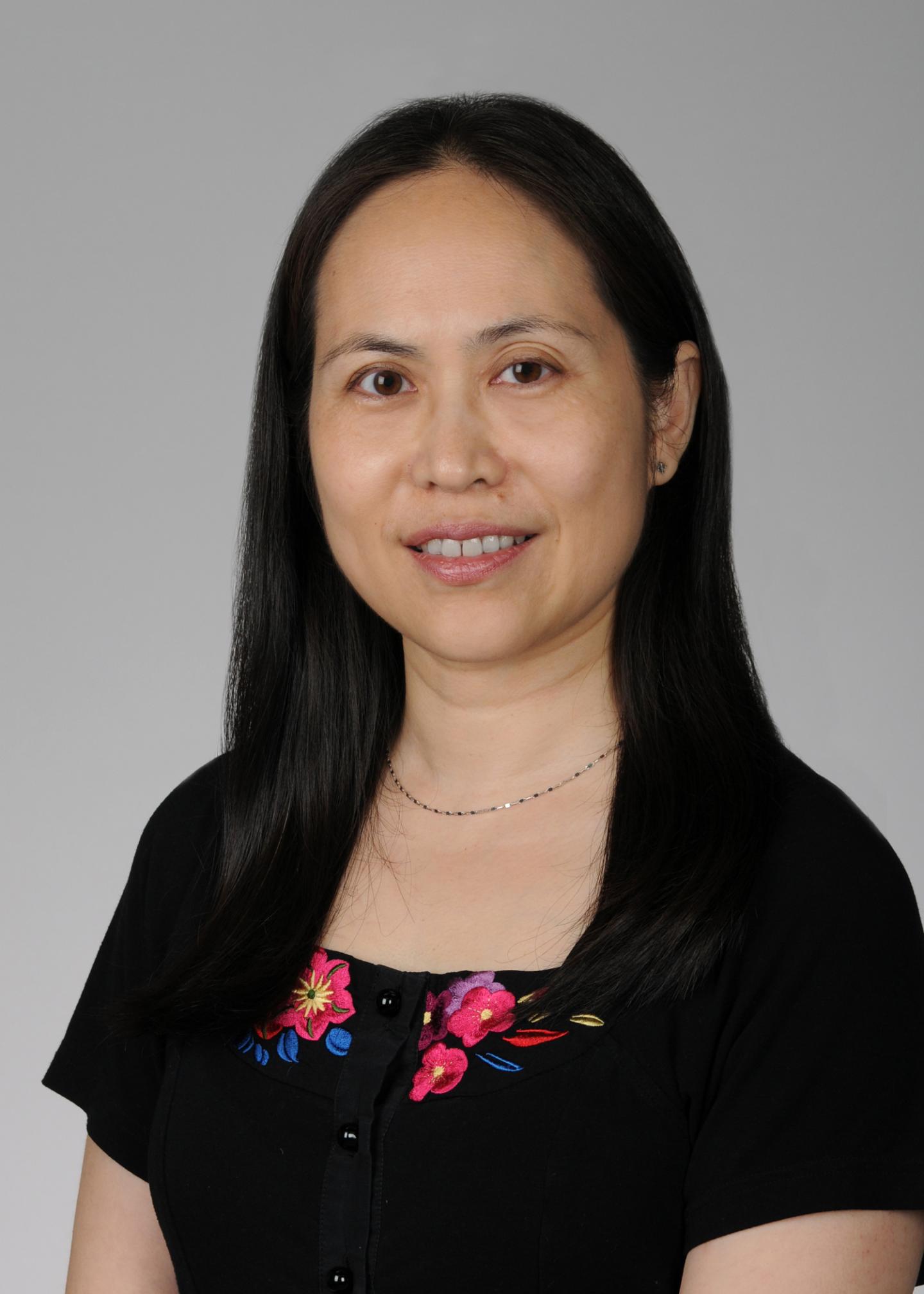 Cancer Immunologist Bei Liu, M.D. of the Medical University of South Carolina