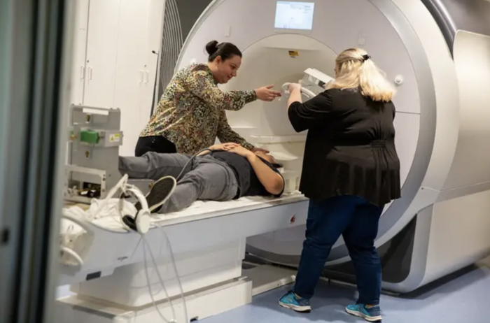 UD Professor Roxana Burciu examines brain activity in people with lower limb symptoms of Parkinsons